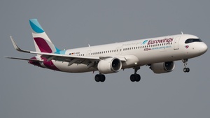 Photo of D-AEEE - Airbus A321-251NX operated by Eurowings