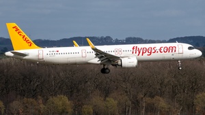 Photo of TC-RFJ - Airbus A321-251NX operated by Pegasus Airlines