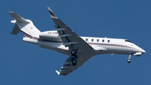 Photo of CS-CHB - Bombardier Challenger 350 operated by NetJets Europe