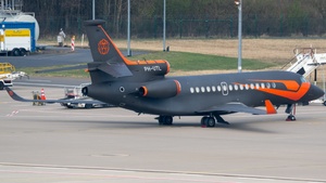 Photo of PH-UTL - Dassault Falcon 8X operated by EXXAero International