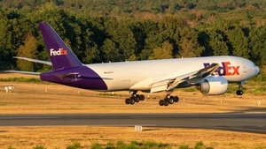 Photo of N899FD - Boeing 777-F operated by FedEx