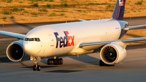 Photo of N899FD - Boeing 777-F operated by FedEx