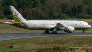 Photo of V8-OAS - Boeing 787-8 BBJ Dreamliner operated by Brunei Royal Flight