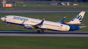 Photo of TC-SOY - Boeing 737-8HC operated by SunExpress
