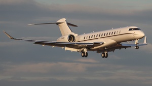 Photo of M-LWCW - Bombardier Global 7500 operated by Eircraft
