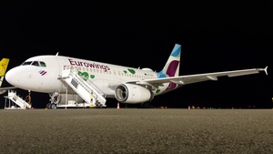 Photo of 9H-EXQ - Airbus A319-132 operated by Eurowings Europe Malta