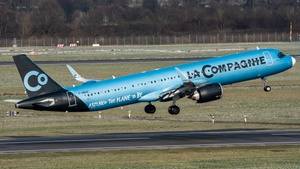 Photo of F-HBUZ - Airbus A321-252NX operated by La Compagnie