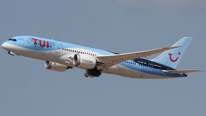 Photo of G-TUIE - Boeing 787-8 Dreamliner operated by TUI Airways