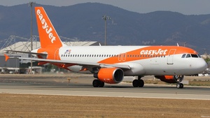 Photo of OE-IJE - Airbus A320-214 operated by easyJet Europe