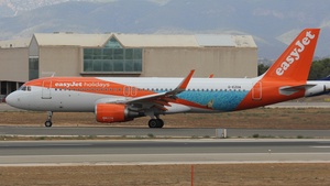 Photo of G-EZOA - Airbus A320-214 operated by easyJet