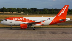 Photo of OE-LQZ - Airbus A319-111 operated by easyJet Europe