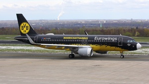 Photo of D-AIZR - Airbus A320-214 operated by Eurowings