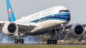 Photo of B-32EE - Airbus A350-941 operated by China Southern Airlines