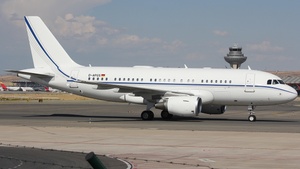 Photo of D-APGS - Airbus A319-115(CJ) operated by K5 Aviation