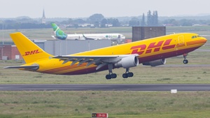 Photo of D-AEAE - Airbus A300B4-622R(F) operated by European Air Transport