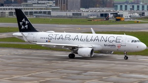 Photo with serial 5658 - Airbus A320-214