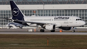 Photo of D-AILB - Airbus A319-114 operated by Lufthansa CityLine