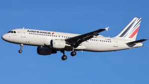 Photo of F-HBNG - Airbus A320-214 operated by Air France