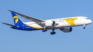 Photo of EI-UBN - Boeing 787-9 Dreamliner operated by MIAT Mongolian Airlines