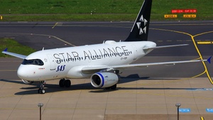 Photo of OY-KBP - Airbus A319-132 operated by SAS Scandinavian Airlines