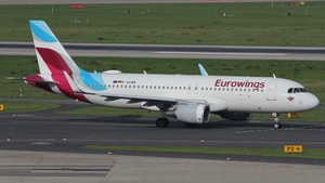 Photo of D-AEWR - Airbus A320-214 operated by Eurowings