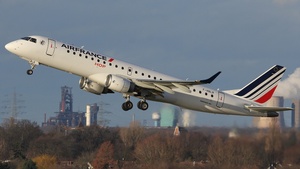 Photo of F-HBLR - Embraer ERJ-190STD operated by Air France HOP