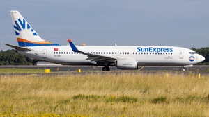 Photo of TC-SPI - Boeing 737-82R operated by SunExpress