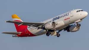 Photo of EC-KHM - Airbus A319-111 operated by Iberia