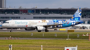 Photo with serial 3283 - Airbus A321-231