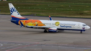 Photo of TC-SEU - Boeing 737-8HC operated by SunExpress