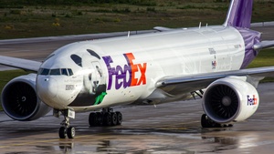 Photo of N886FD - Boeing 777-FS2 operated by FedEx