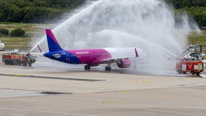 Photo of HA-LGH - Airbus A321-271NX operated by Wizz Air