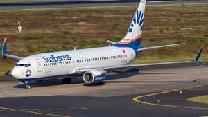 Photo of TC-SOE - Boeing 737-8HC operated by SunExpress