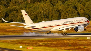Photo of 10+02 - Airbus A350-941(CJ) operated by German Air Force