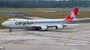 Photo of LX-VCL - Boeing 747-8R7F operated by Cargolux