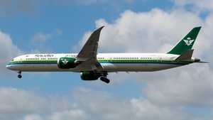 Photo of HZ-AR29 - Boeing 787-10 Dreamliner operated by Saudia
