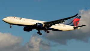 Photo of N815NW - Airbus A330-323 operated by Delta Air Lines