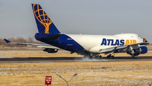 Photo of N450PA - Boeing 747-46NF operated by Atlas Air