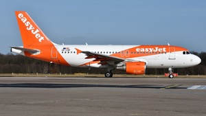 Photo of OE-LQP - Airbus A319-111 operated by easyJet Europe
