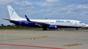 Photo of YR-BMG - Boeing 737-86N operated by Blue Air