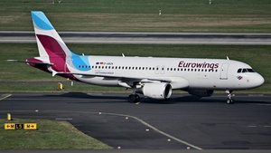 Photo of D-ABZK - Airbus A320-216 operated by Eurowings