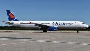 Photo of TC-OBZ - Airbus A321-231 operated by Onur Air