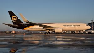 N319UP