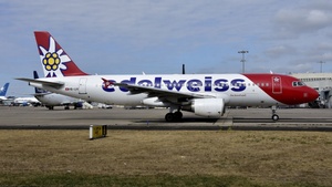 Photo of HB-IJV - Airbus A320-214 operated by Edelweiss Air