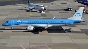 Photo of PH-EZA - Embraer ERJ-190STD operated by KLM Cityhopper