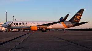 Photo of D-ABUP - Boeing 767-3Q8(ER) operated by Condor