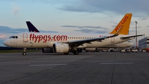Photo of TC-NBT - Airbus A320-251N operated by Pegasus Airlines