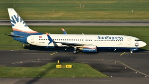 Photo of TC-SNT - Boeing 737-8HC operated by SunExpress