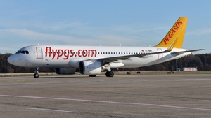 Photo of TC-NBH - Airbus A320-251N operated by Pegasus Airlines