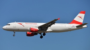 Photo of OE-LXA - Airbus A320-216 operated by Austrian Airlines